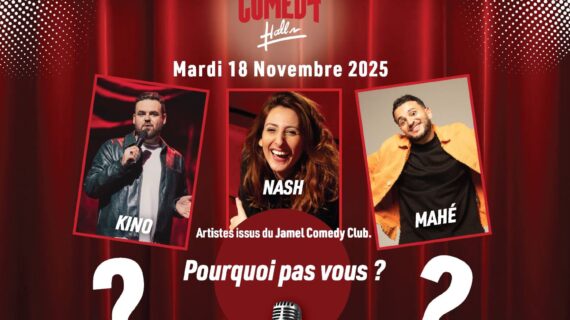 3 artistes du Jamel Comedy Club sur fond de rideau de scène